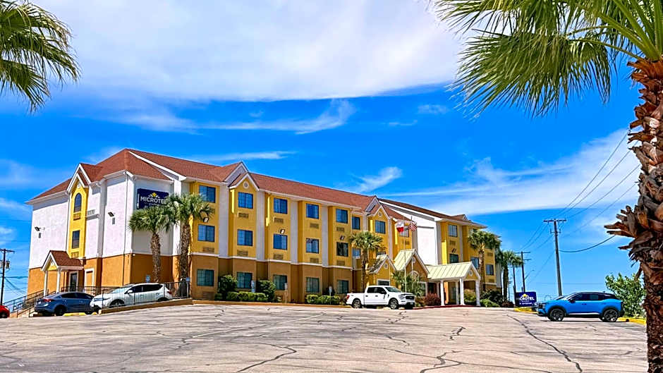 Microtel Inn & Suites By Wyndham New Braunfels
