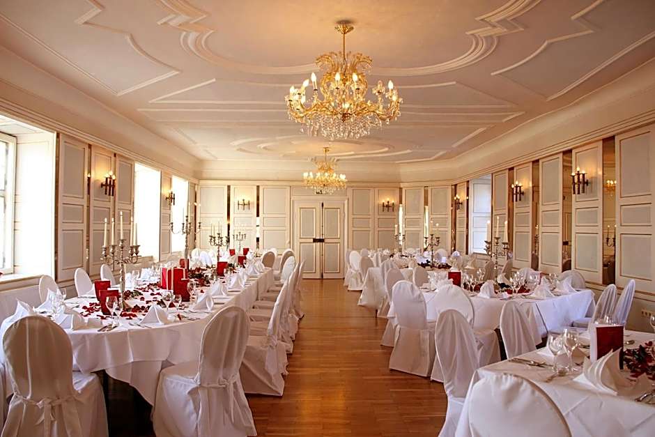 Schlosshotel Neufahrn