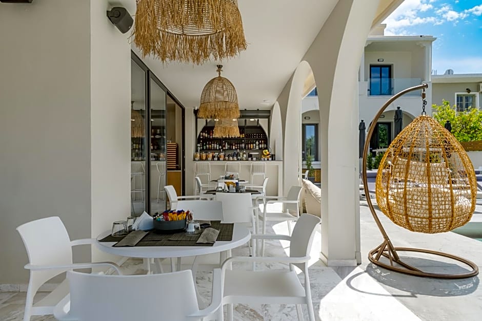 Nikon Boutique Hotel