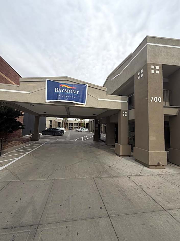 DTLV, a Baymont by Wyndham