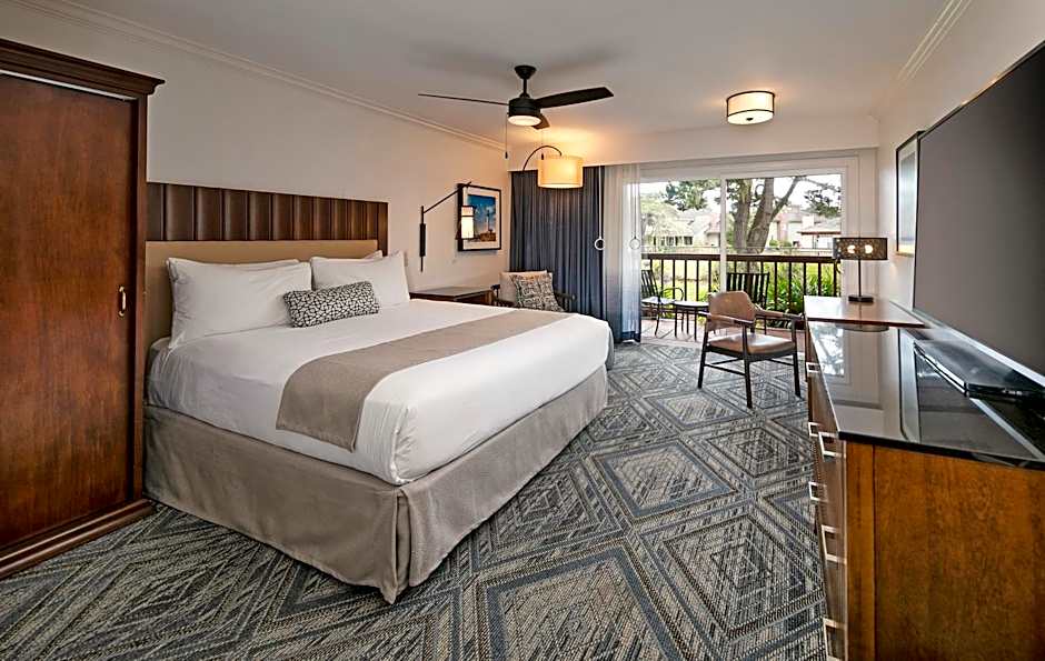 Half Moon Bay Lodge
