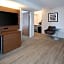 Holiday Inn Express Seattle - Sea-Tac Airport By IHG
