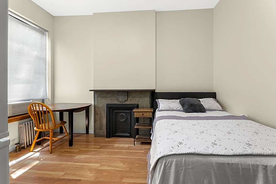 West 30th Street Guest House