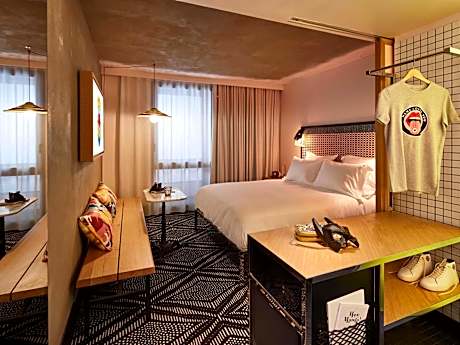 Medium Mama Double Room - Disability Access