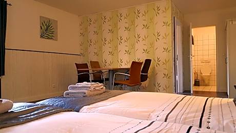 Quadruple Room with Bathroom