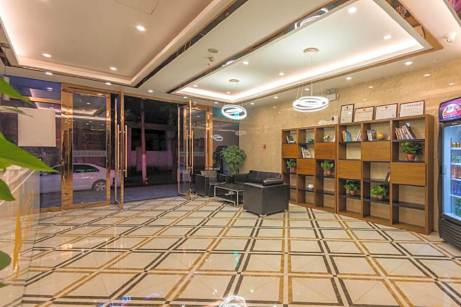 GreenTree Inn Xi'an Xincheng District Raily Station Wukou Metro Station Hotel