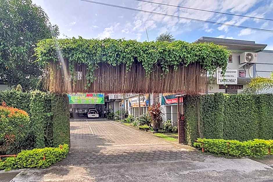 Angrumba Family Homestay Syariah near RSUD Caruban Mitra RedDoorz