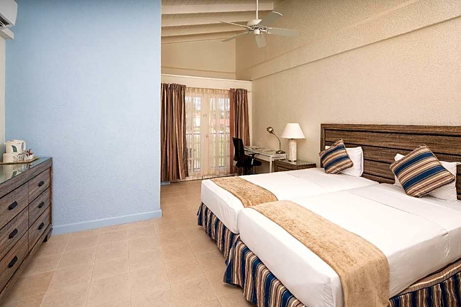 Time Out Hotel