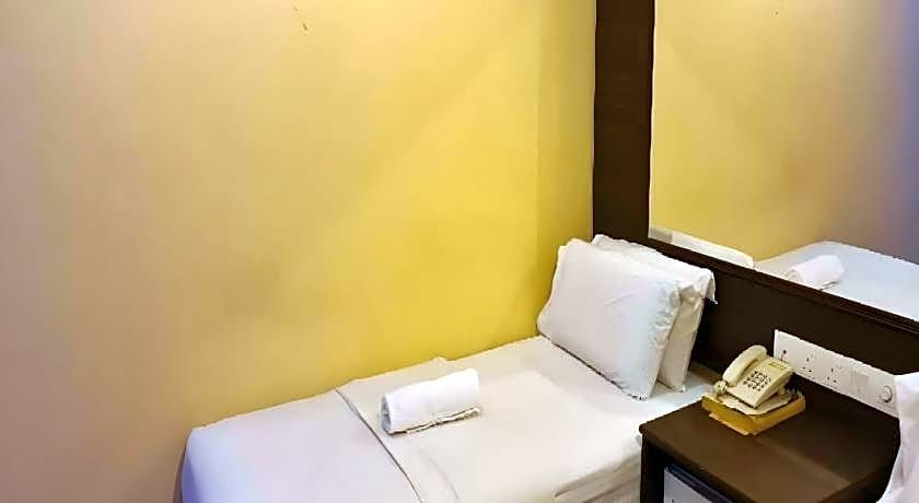 Hotel O The Space Inn