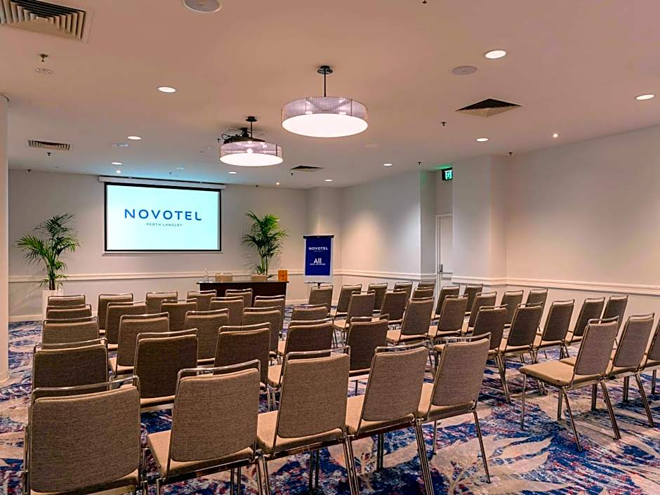 Novotel Langley Perth
