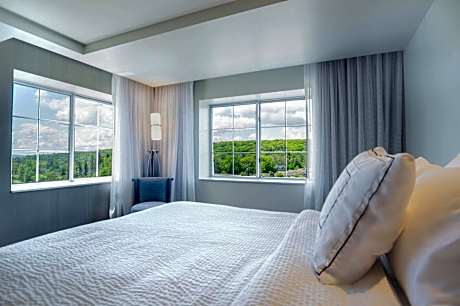 Room, 1 King Bed with Sofa bed (1 King Bed and 1 Double Sofa Bed)