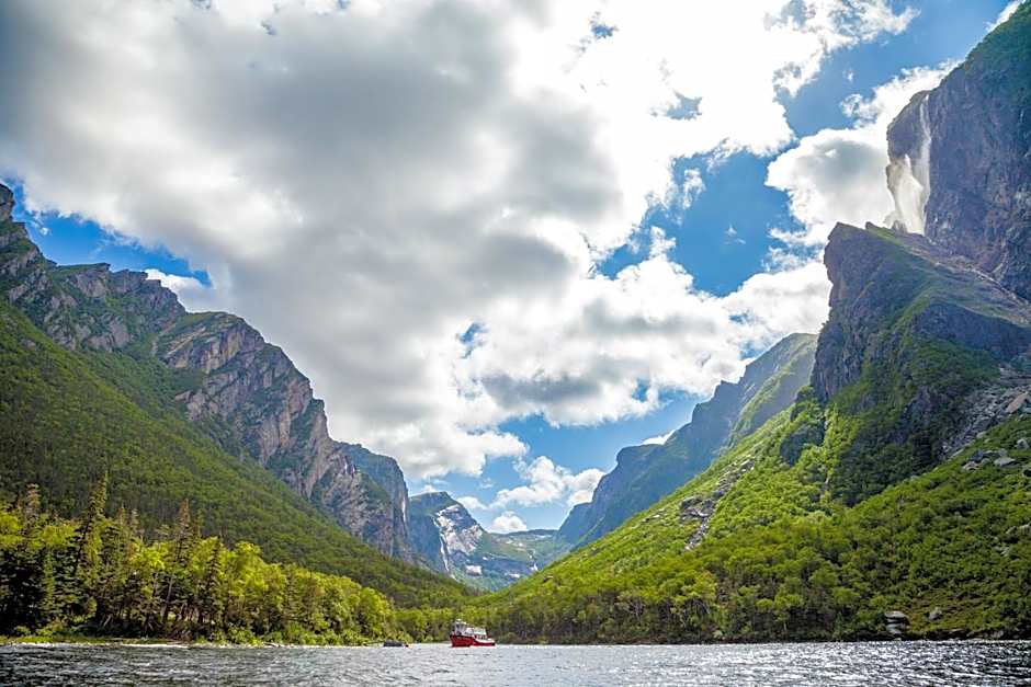 Deer Lake Horizon Hotel