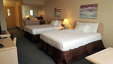 Queen Room with Two Queen Beds