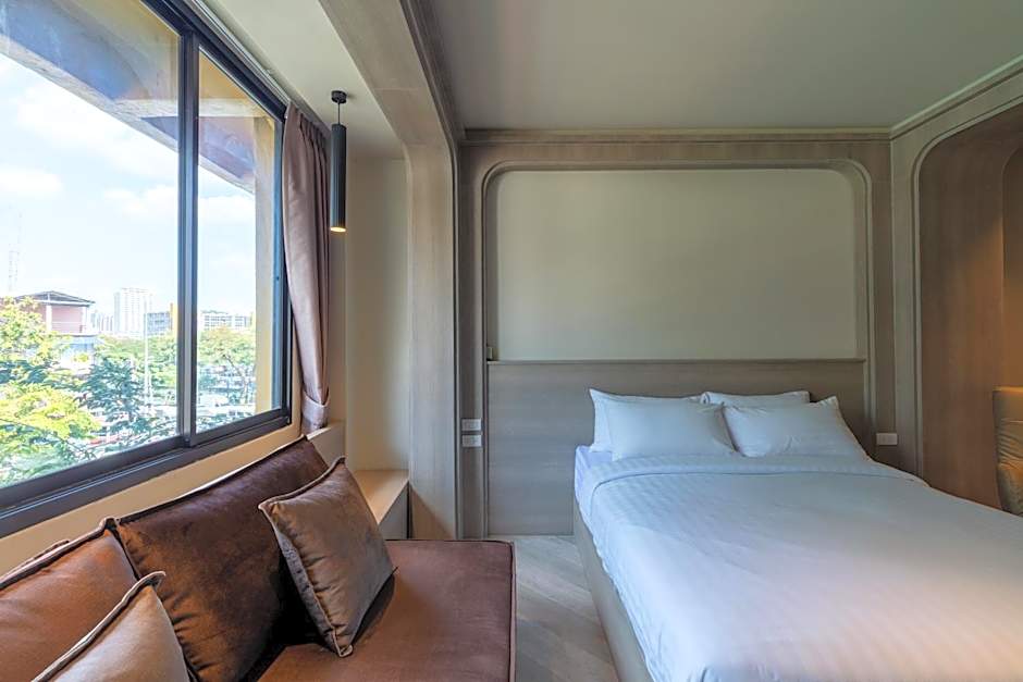 The Spades Private Residence