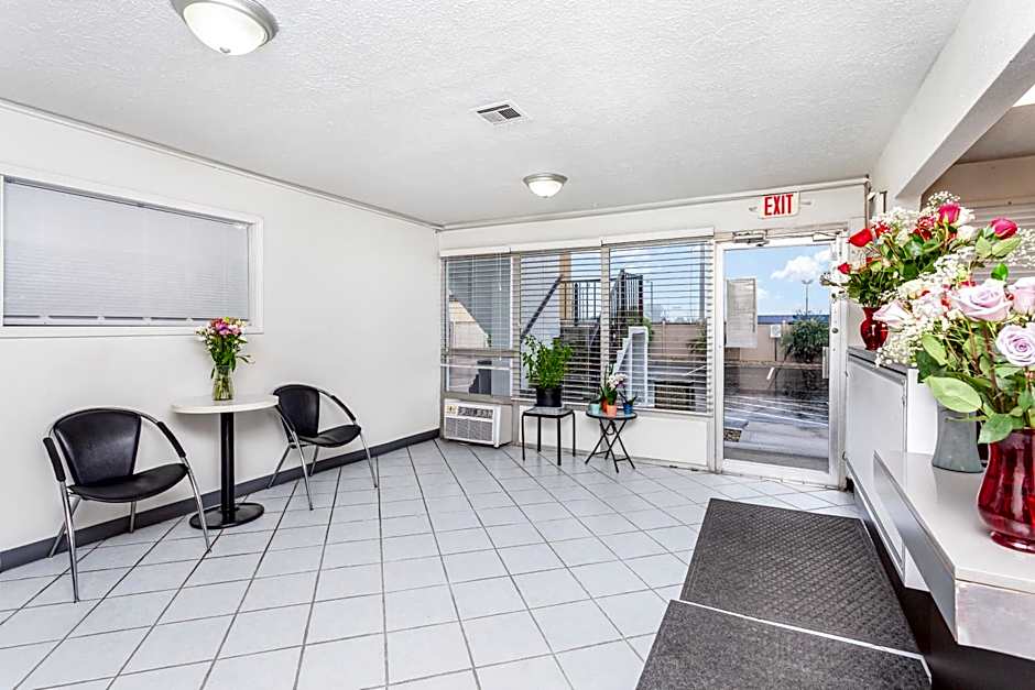 Relax Inn by OYO Columbus OH I 70