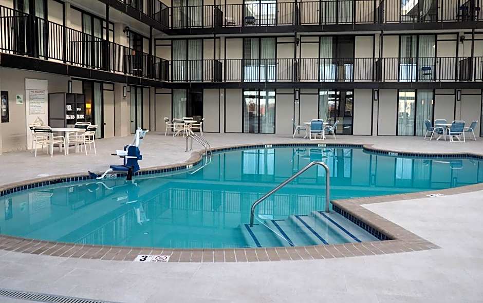 Holiday Inn Harrisburg I-81 By IHG