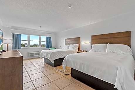 Queen Room with Two Queen Beds - Non Ocean View