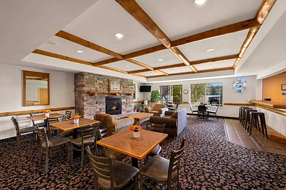 Rodeway Inn & Suites Tomahawk