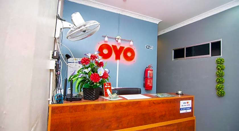 OYO 1224 Hotel Hajah Rohayah