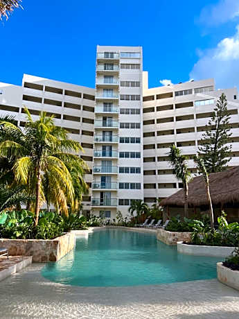Hotel Calypso Cancun