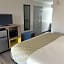 Days Inn & Suites by Wyndham Opelousas