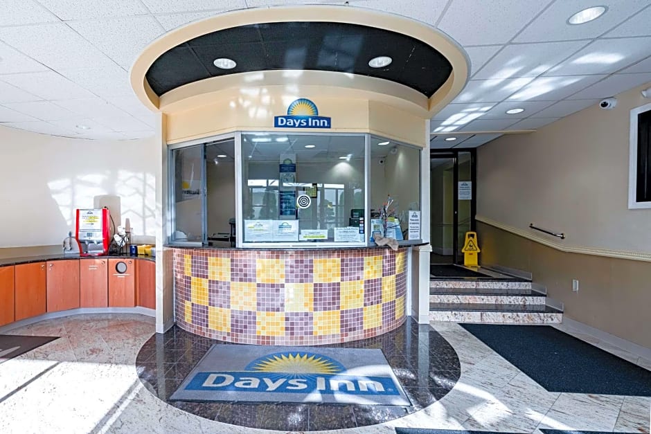 Days Inn by Wyndham Hartford/Closest Downtown