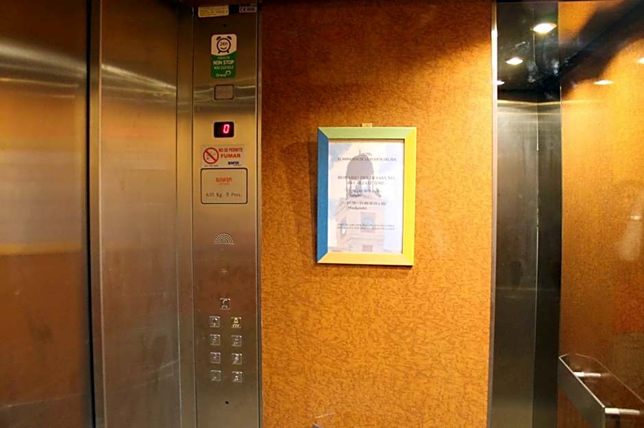 Hotel Mirador Puerta Del Sol