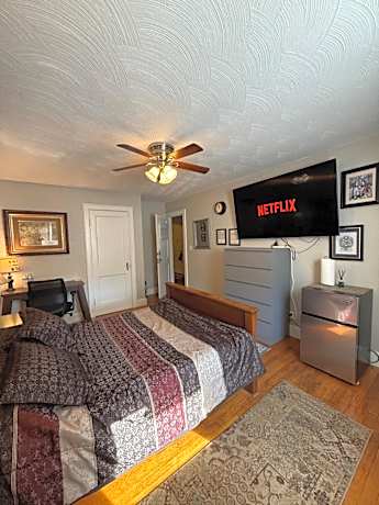 Double Room with Shared Bathroom