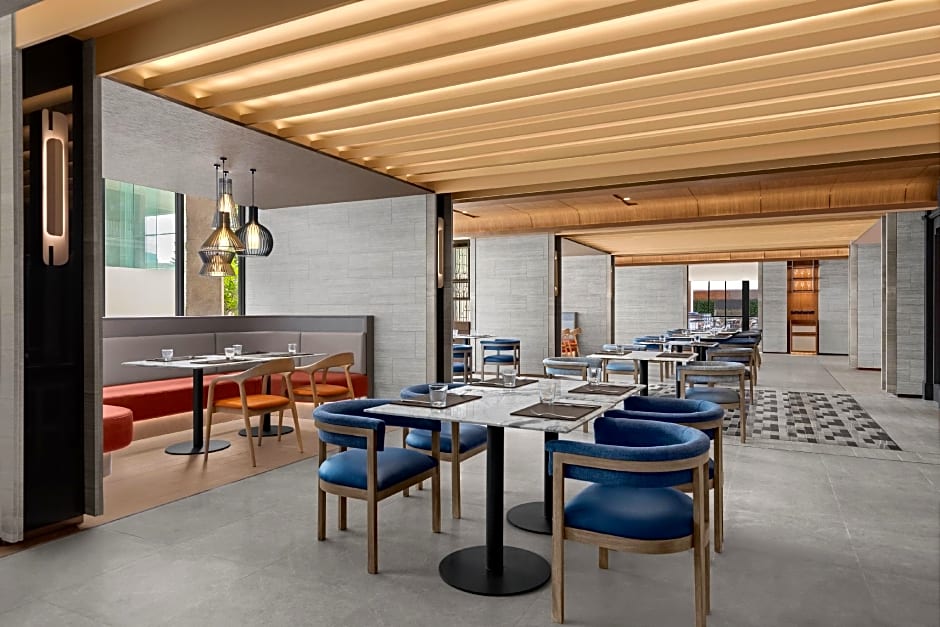 Courtyard by Marriott Bangkok Sukhumvit 20