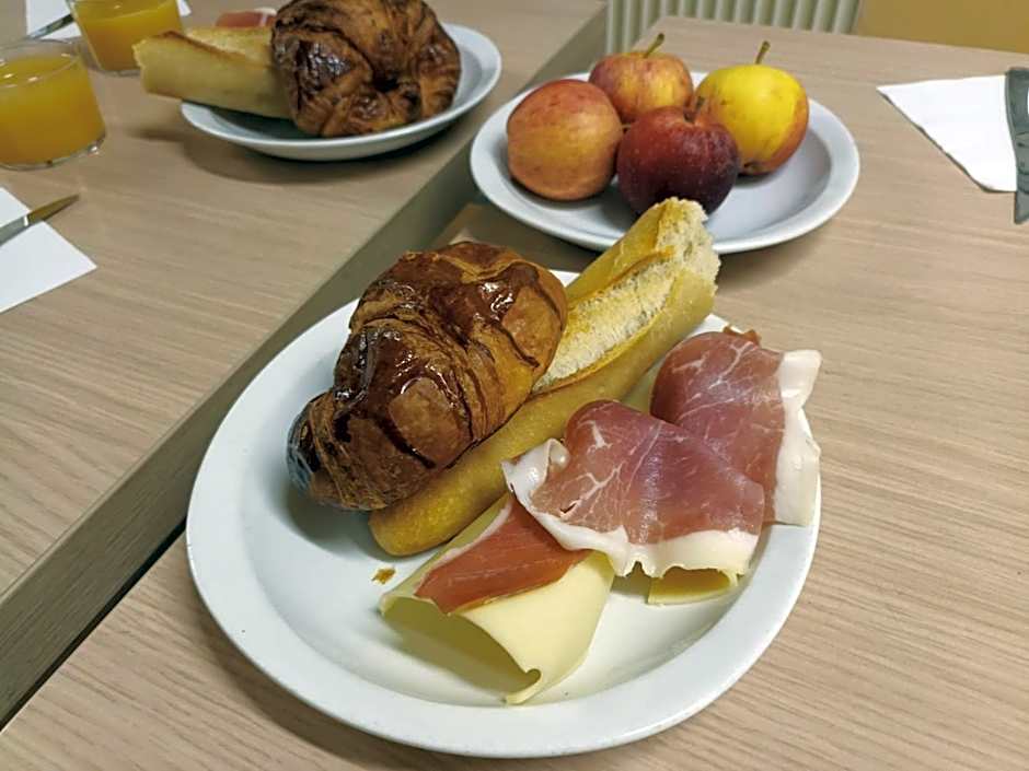 Refuge d'étape Zuharpeta Randonneur Pèlerin