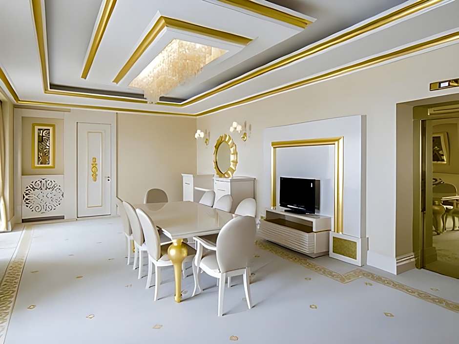 Qafqaz Riverside Hotel