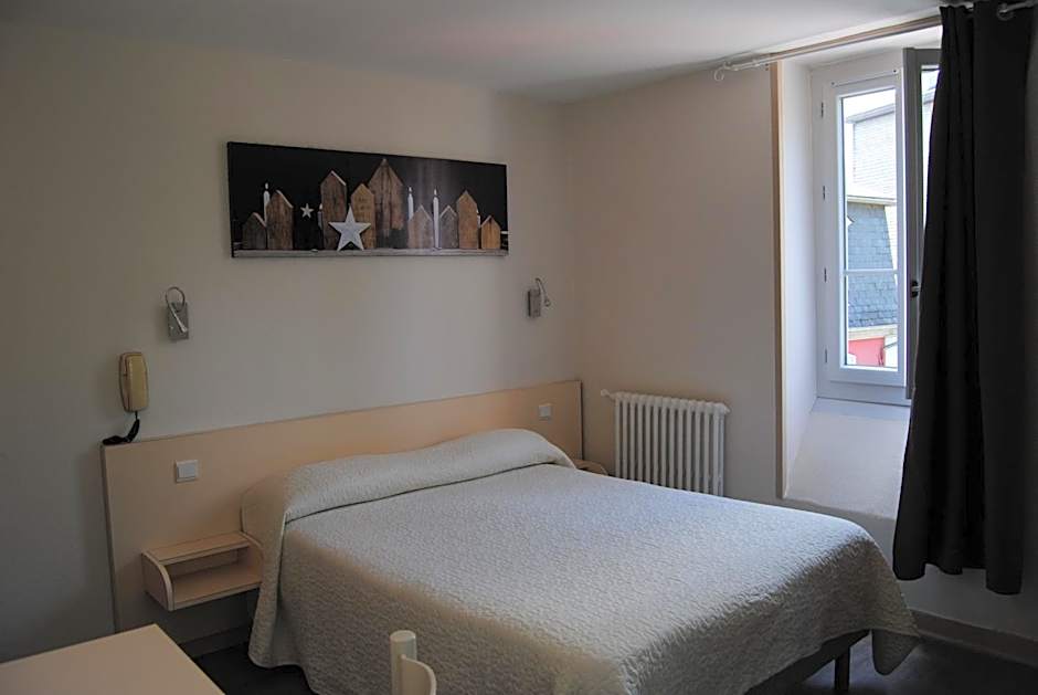 Photo 1 of 3 of Standard 1 Double Bed or 2 Beds