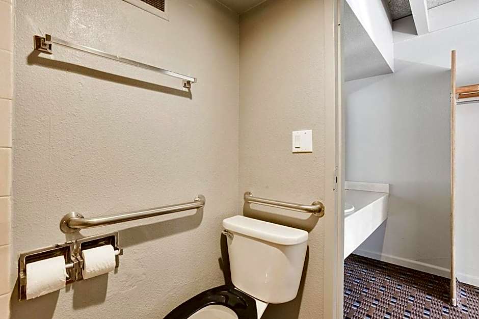 Oyo Hotel Oklahoma City Lincol – Oklahoma City, AL