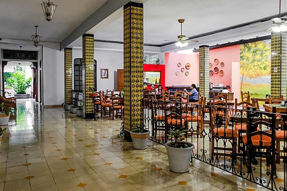 Hotel Colón