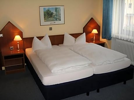 1 Double Bed or 2 Beds