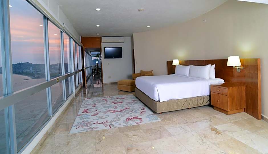 HS HOTSSON Hotel Acapulco