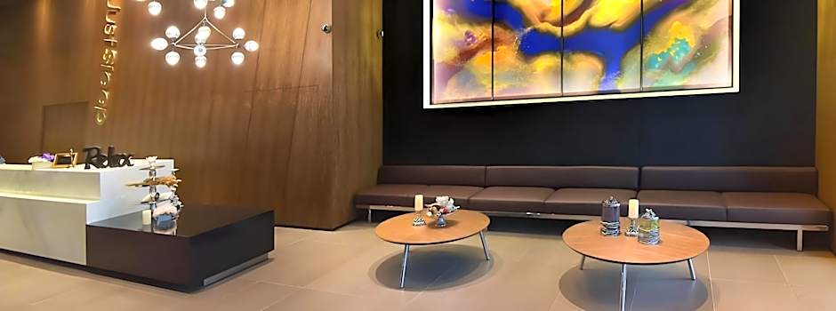 Just Sleep Kaohsiung Station