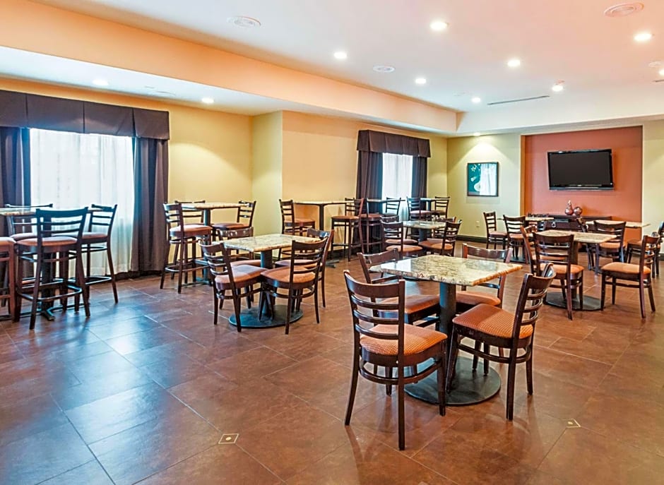La Quinta by Wyndham Woodway - Waco South