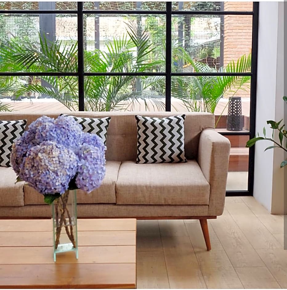 Beehive Boutique Hotel