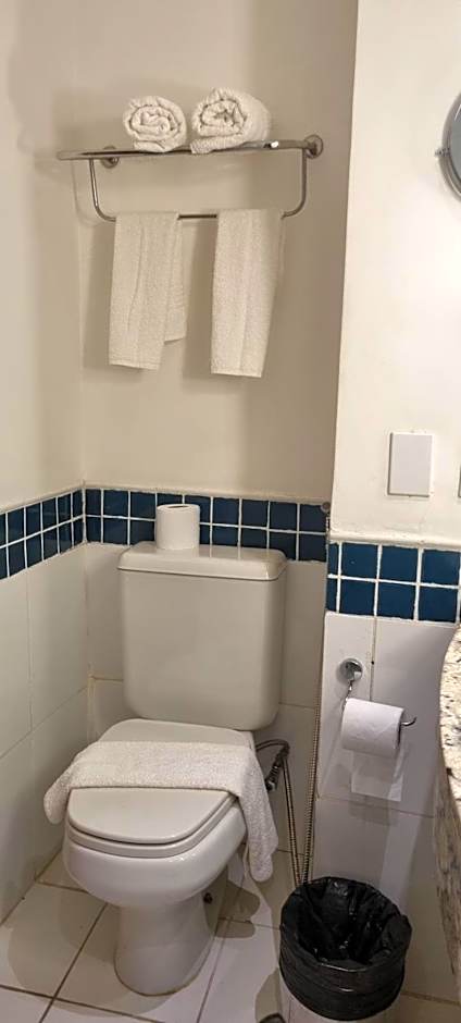 Flat moderno aconchegante mobiliado e com sacada Ibirapuera