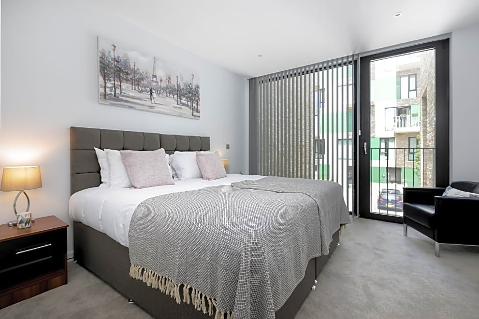 LT Greenwich 3 Bed Townhouse