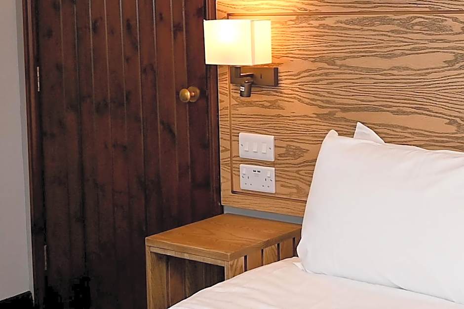 Swan, Thatcham by Marston's Inns