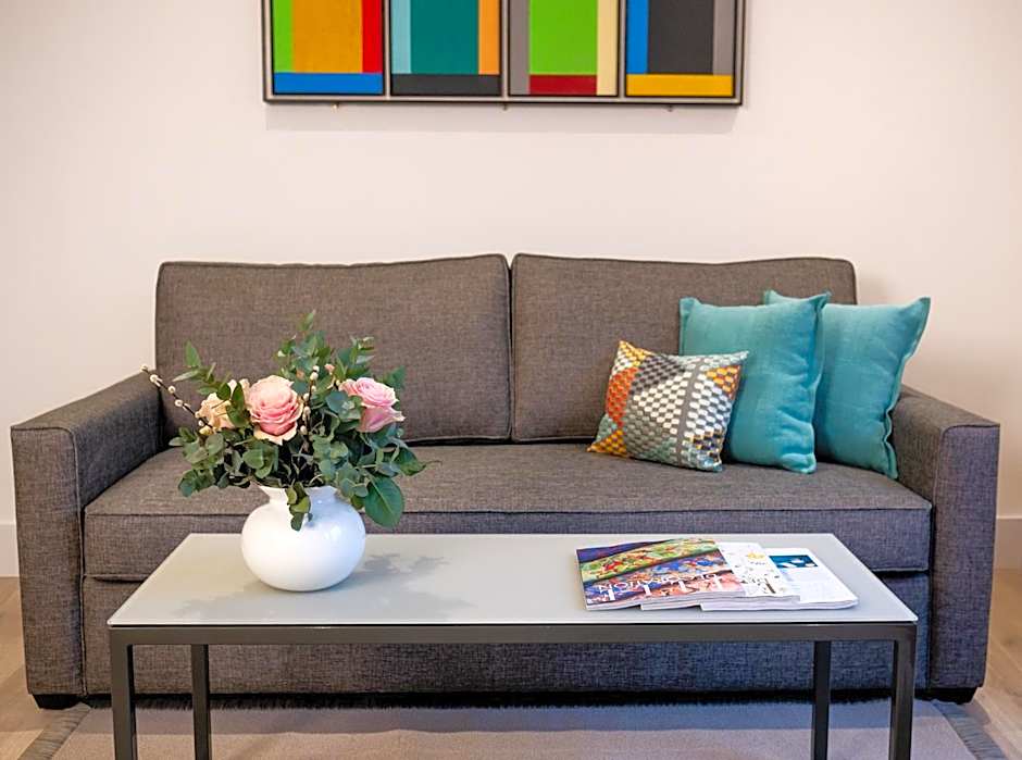 Q Square by Supercity Aparthotels