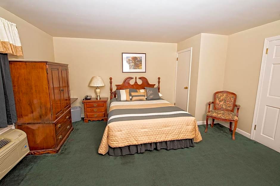 Colonial Inn Seekonk