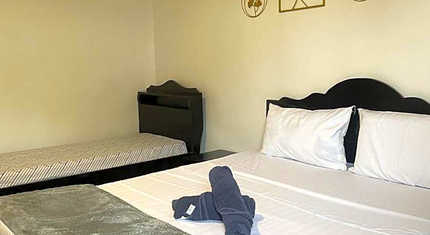 Hotel Sisters Inn Moalboal - Cebu Philippines