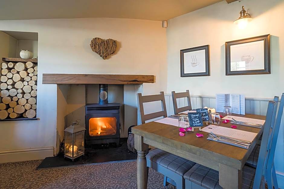 Greyhound Inn Wilton