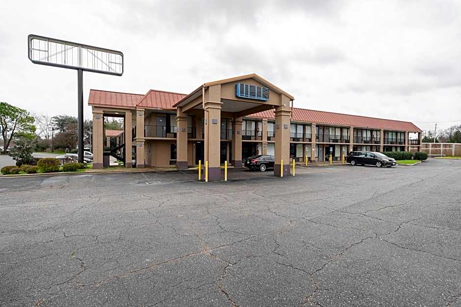 OYO Hotel Bossier City LA - Red River