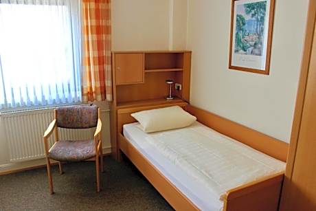 Twin Room with Shared Bathroom