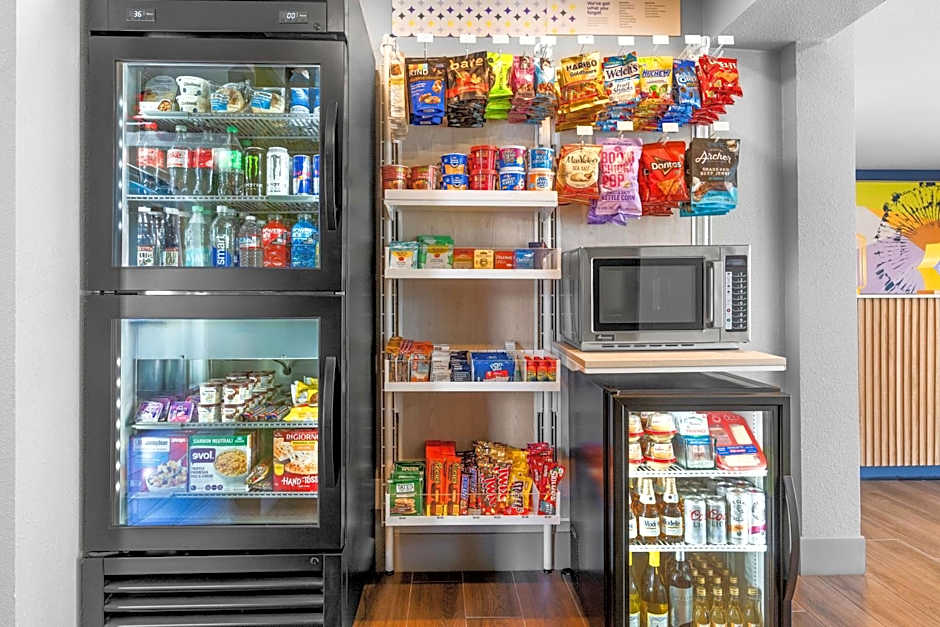 Spark by Hilton Modesto