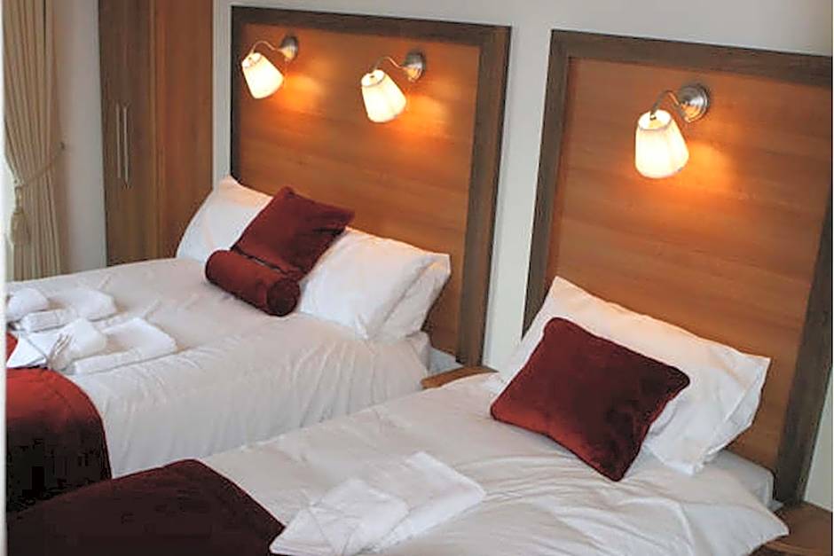 Ravine Hotel